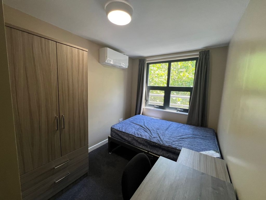 Additional image 16 of 7 bed flat to rentClassic House, Stokes Croft, Bristol BS1