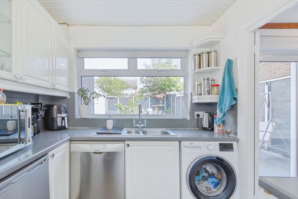 Additional image 9 of 3 bed semi-detached house for saleGrass Acres, Leicester LE3
