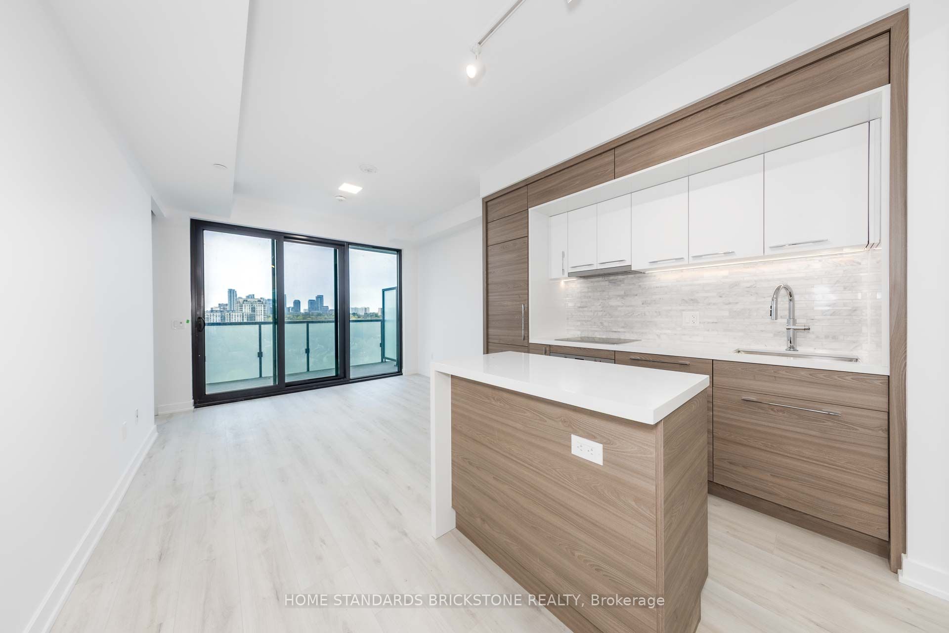 Additional image 2 of 1502-29 Green Trail Court, Toronto, ON, M2K 0J9