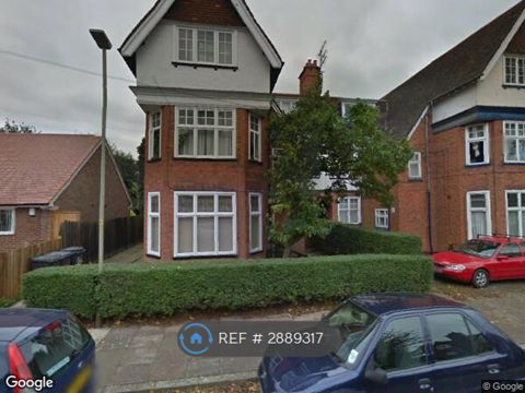 Stoneygate Avenue, Leicester LE2