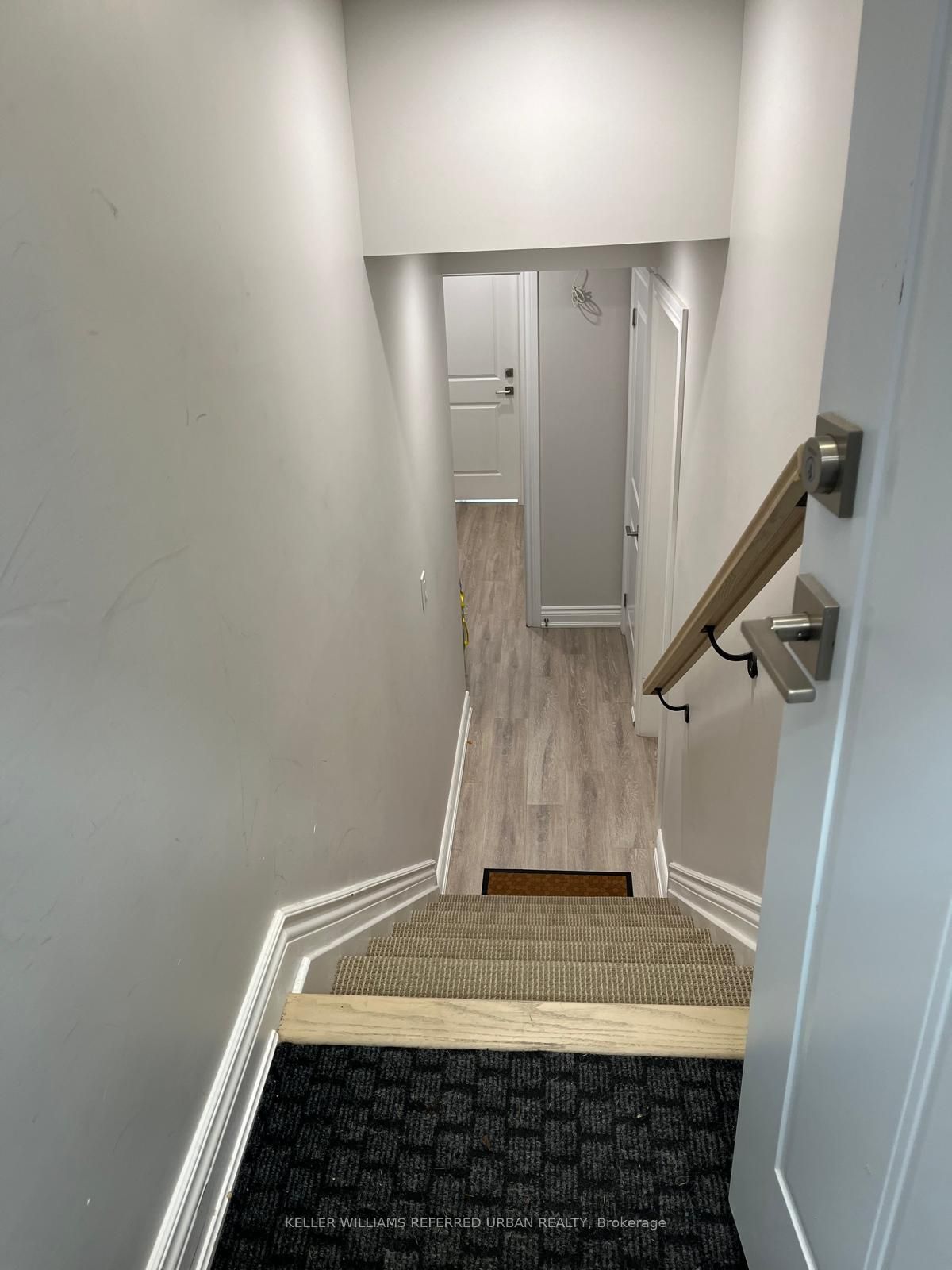 Additional image 4 of 2-112 Fairholme Avenue, Toronto, ON, M6B 2W9