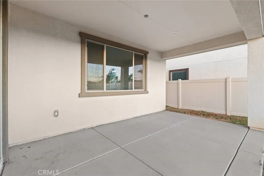 17727 Santa Lucia Court, Riverside, CA 92503