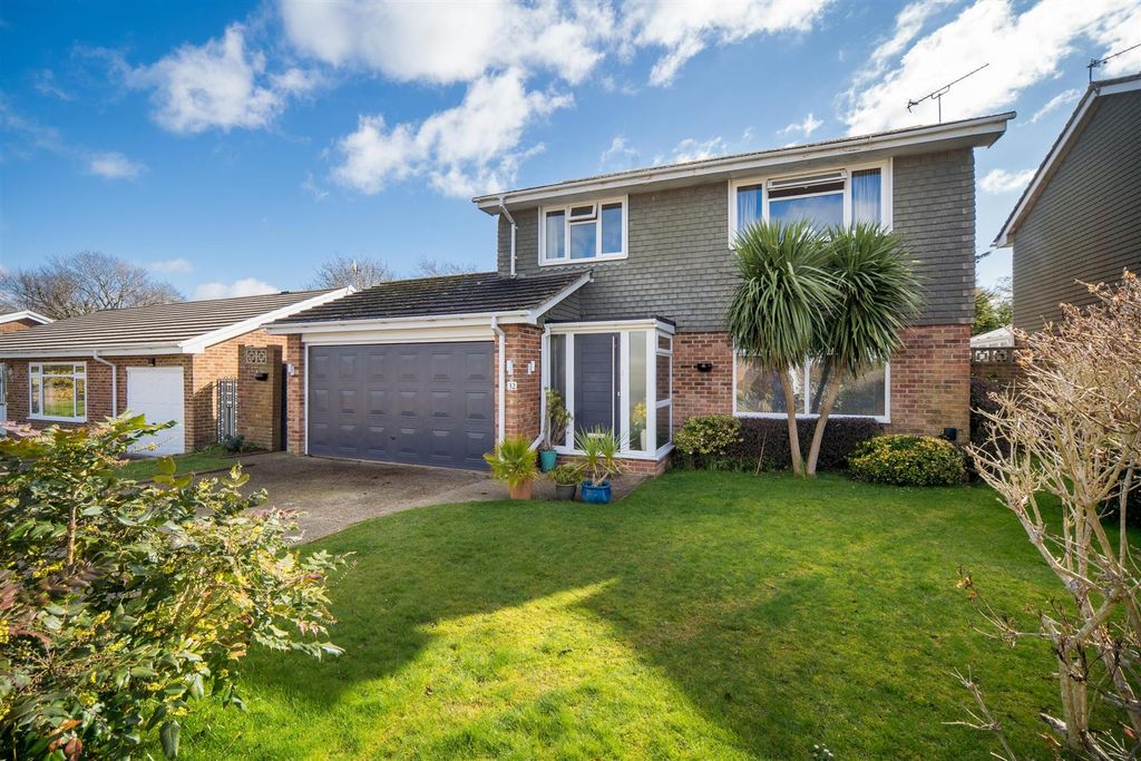 4 bed detached house to rentBembridge, Isle Of Wight PO35
