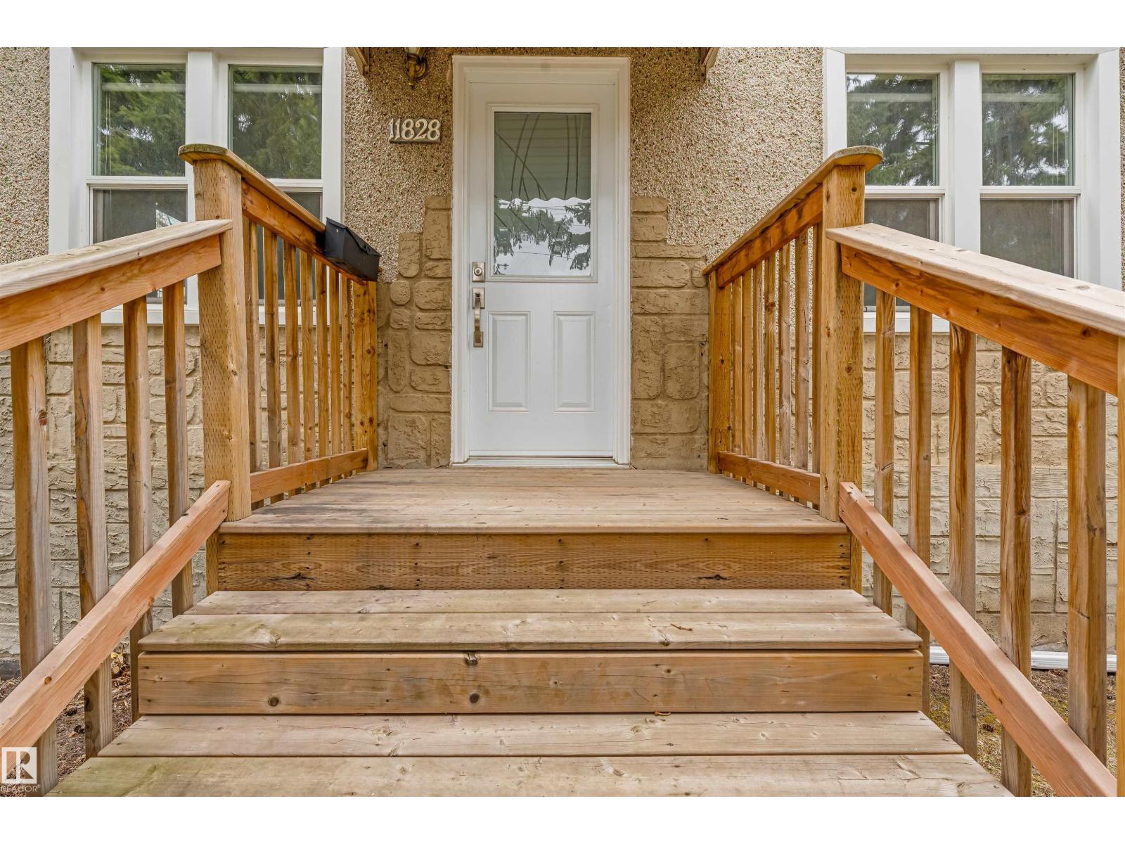 Additional image 6 of 11828 50 Street NW, Edmonton, AB, T5W3B9