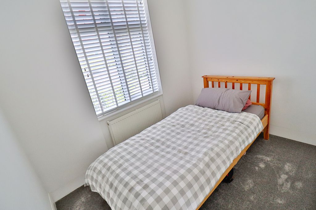 Additional image 8 of 3 bed semi-detached house to rentWestbrook Park Road, Peterborough PE2