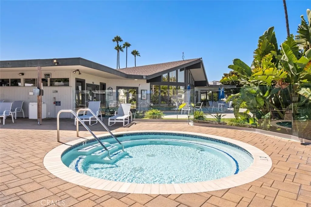 Additional image 100 of 264 Mayflower Dr, Newport Beach, CA 92660