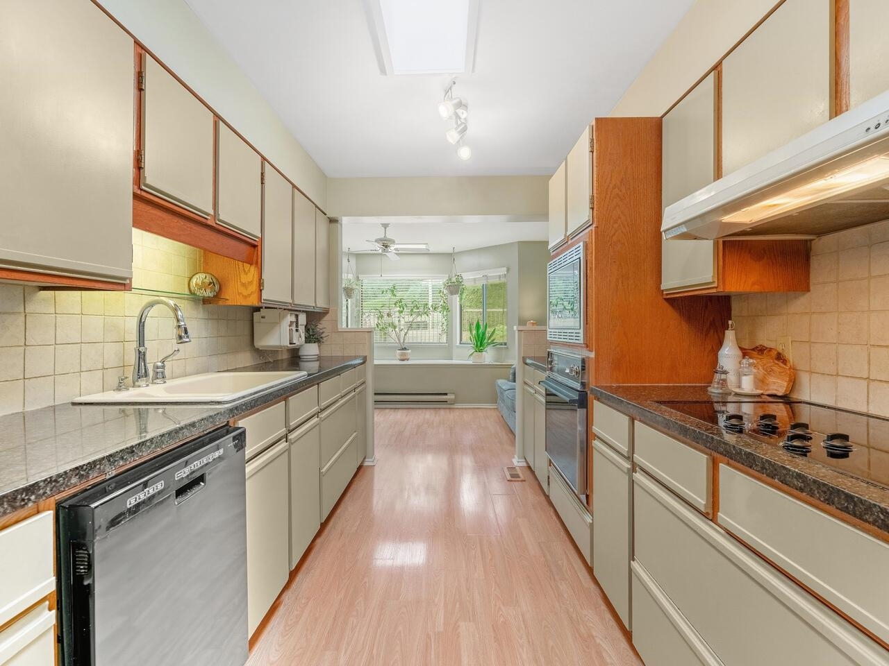 Additional image 6 of 8355 Nelson Avenue, Burnaby, BC, V5J 4E8