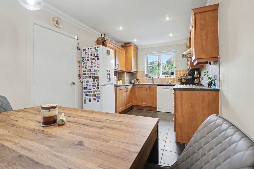 Additional image 3 of 3 bed semi-detached house for saleLower St. Helens Road, Hedge End SO30
