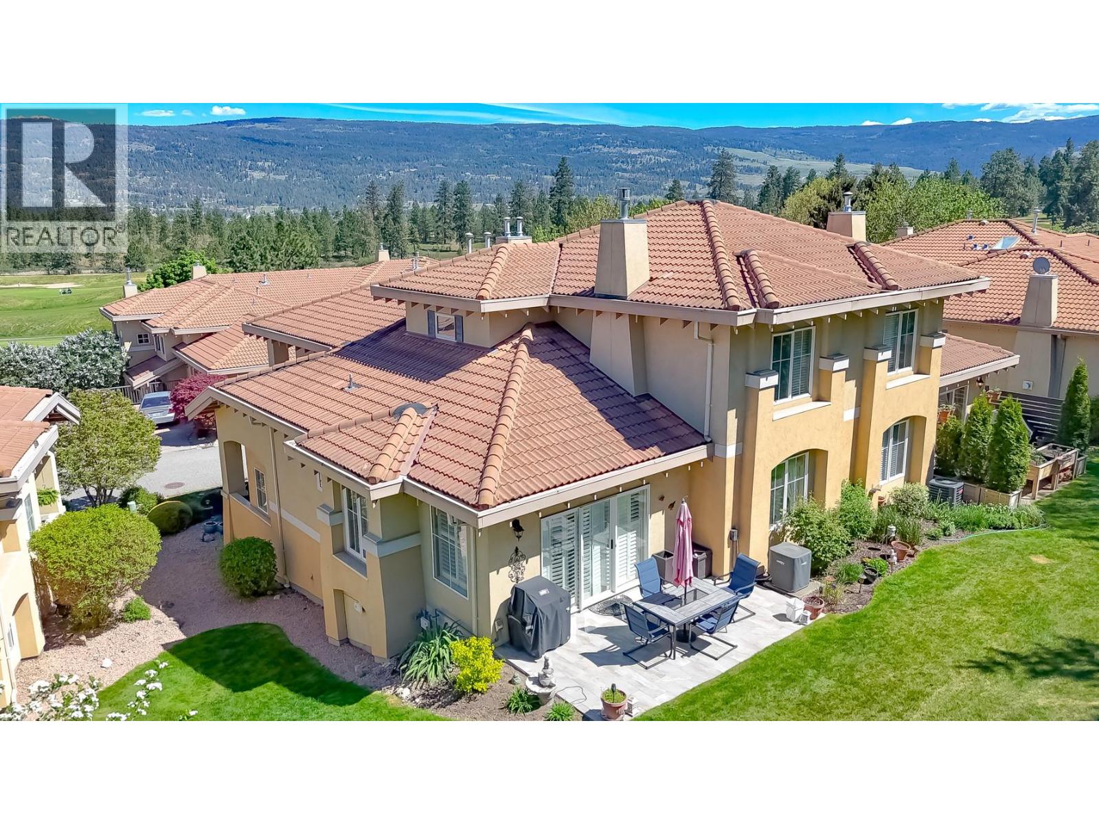 Additional image 3 of 2310 Country Club Drive, Kelowna, BC, V1V2A6