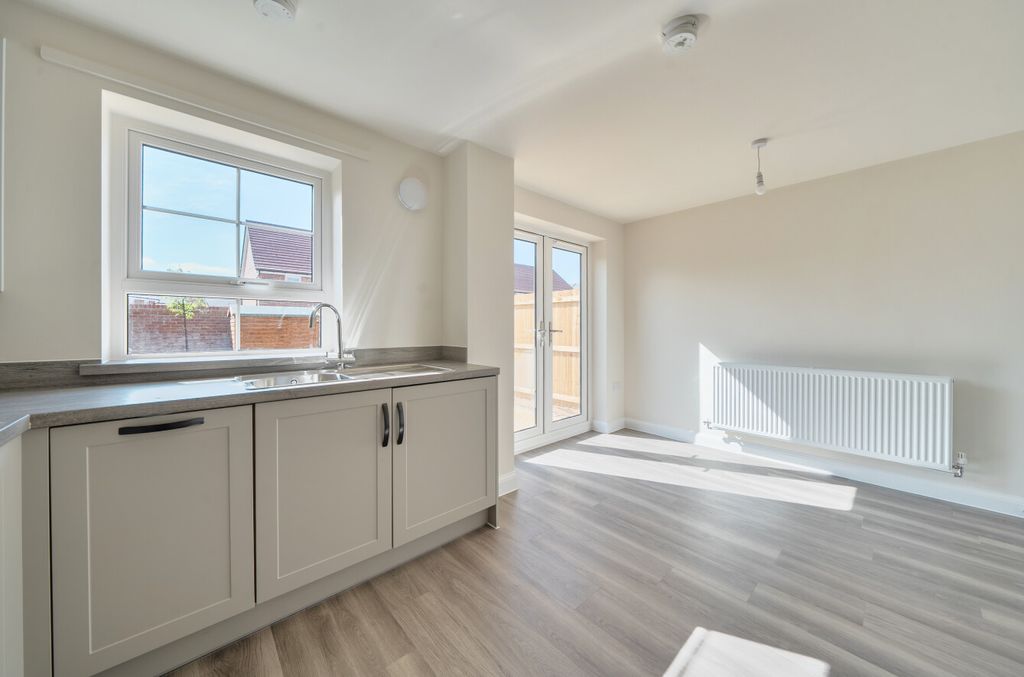 Additional image 3 of 3 bed end terrace house to rentSouthwold Drive, Hampton Beach, Peterborough PE7