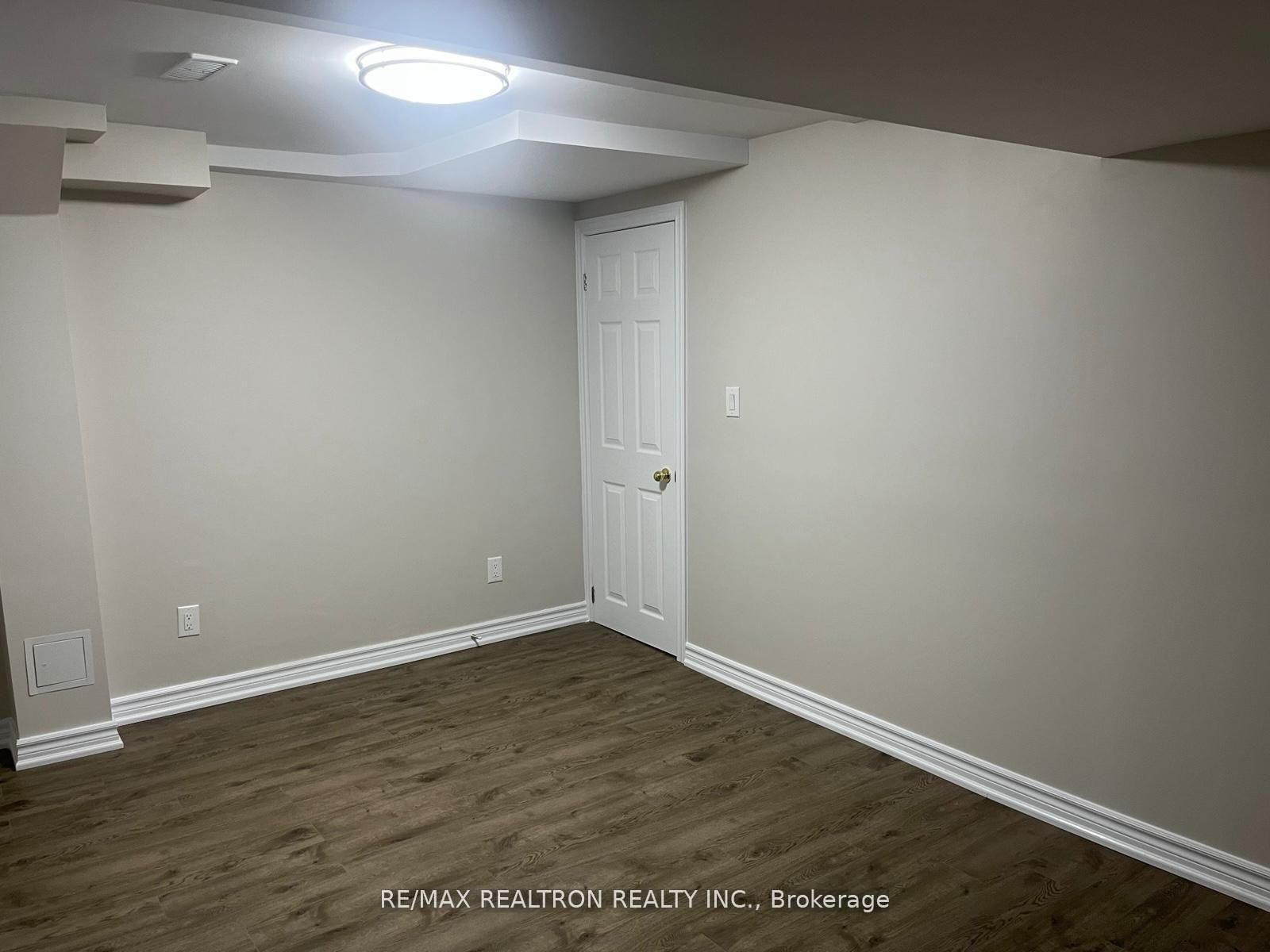 Additional image 6 of Bsmnt-1112 Maple Gate Road, Pickering, ON, L1X 1B8