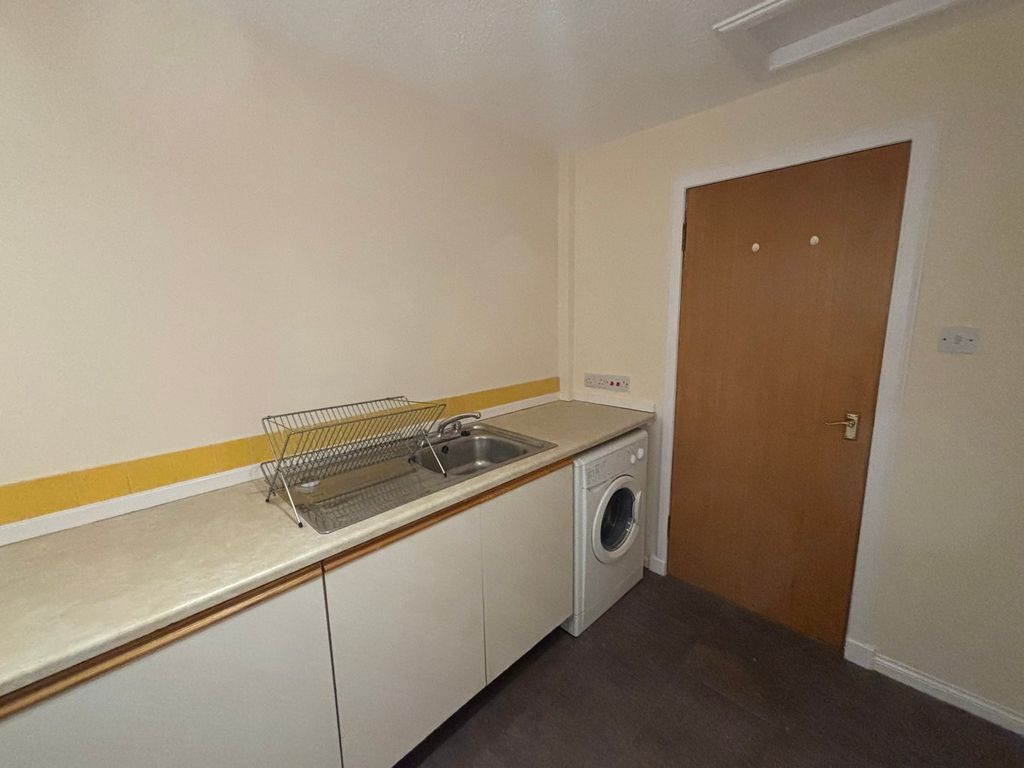 Additional image 6 of 2 bed flat to rent1/6 The Pirns, Scottish Borders, King Street, Galashiels TD1