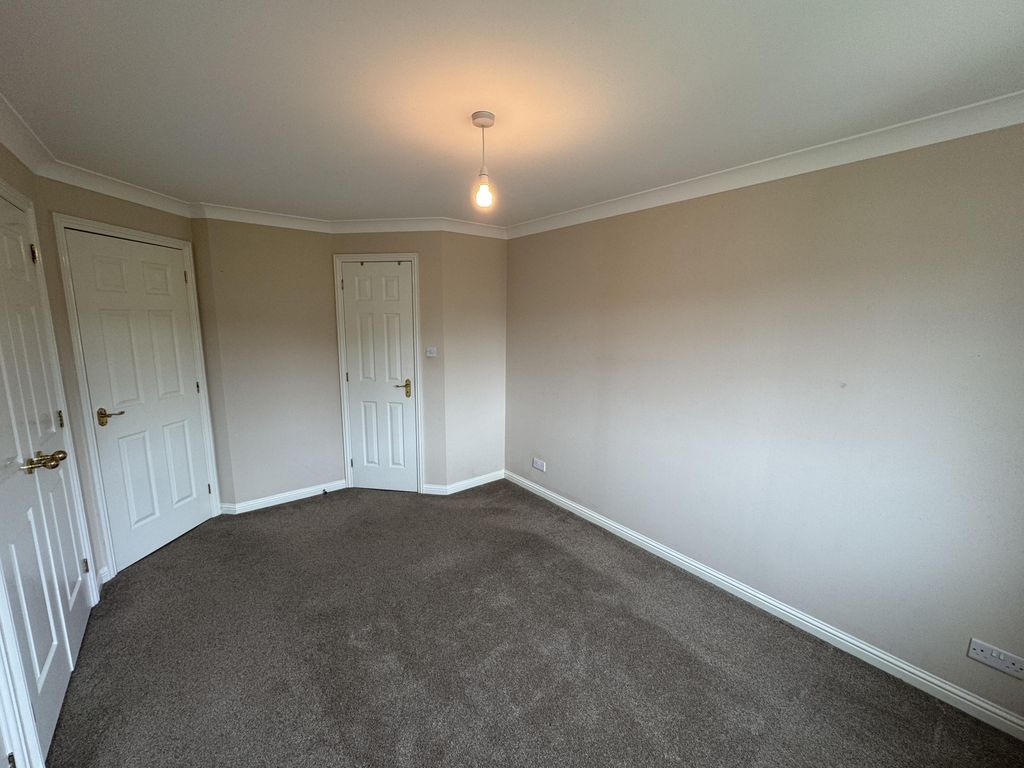 Additional image 29 of 4 bed detached house to rent52 St. Martin Crescent, Dundee DD3