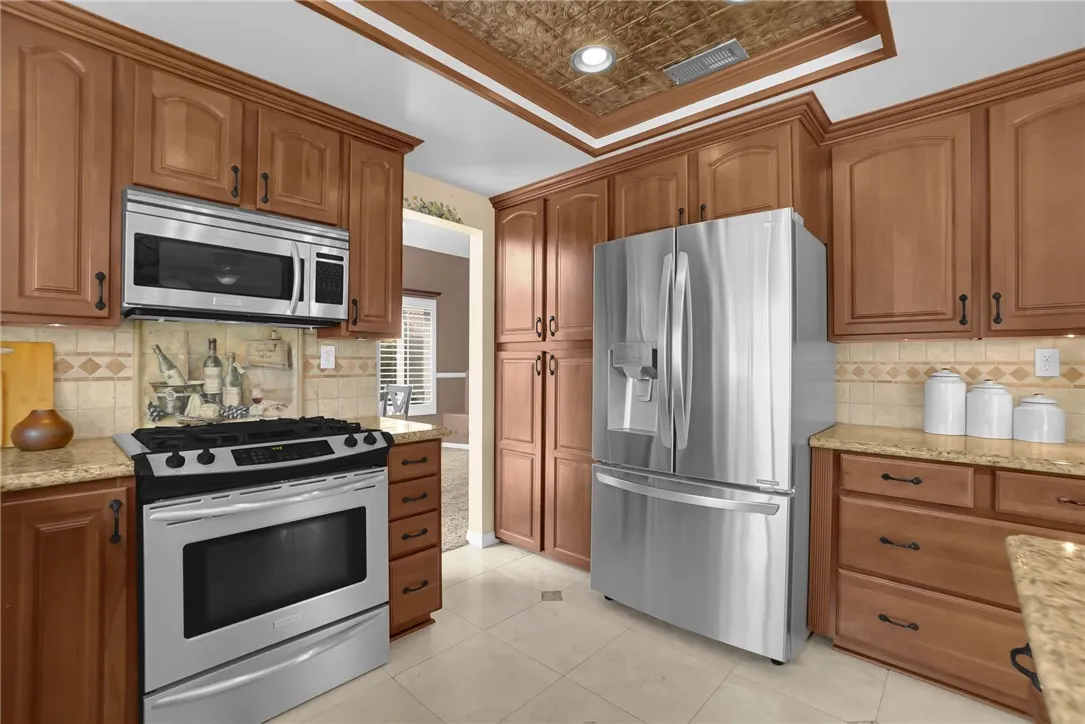 Additional image 76 of 3332 Fallenleaf Dr, Corona, CA 92882