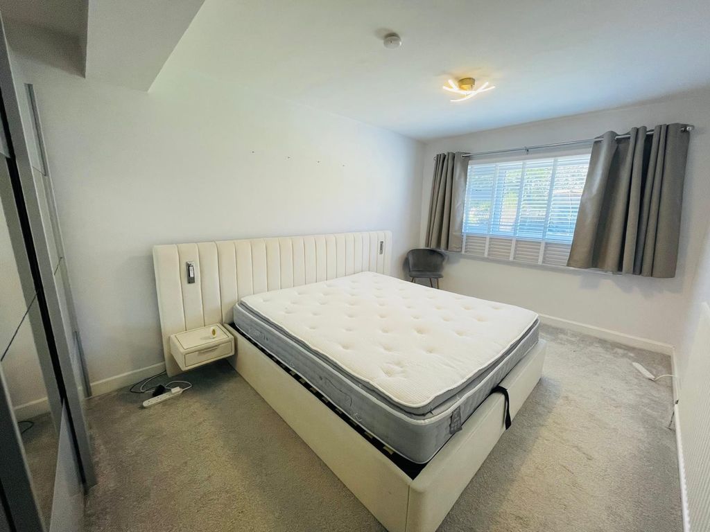 Additional image 7 of 3 bed bungalow to rentNew Road, Kilgetty SA68