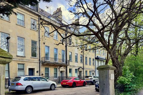 Kensington Place, Bath BA1