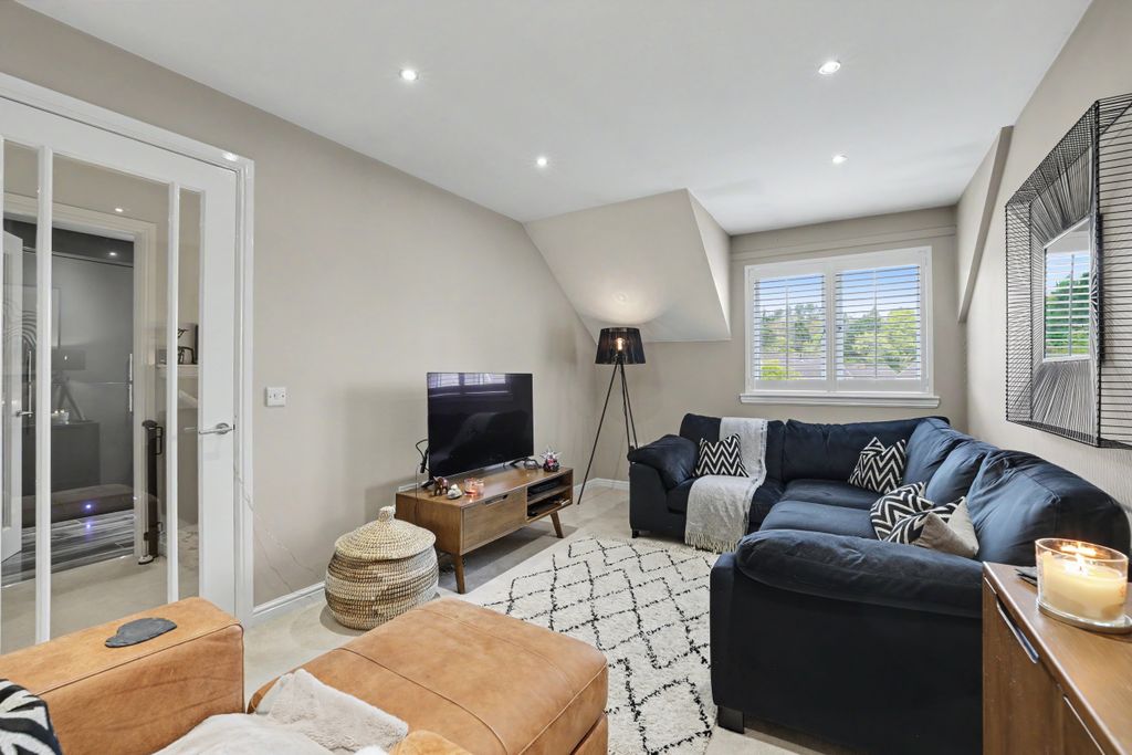 2 bed flat for salePickering Works, Netherton Road, Wishaw ML2 photo 4