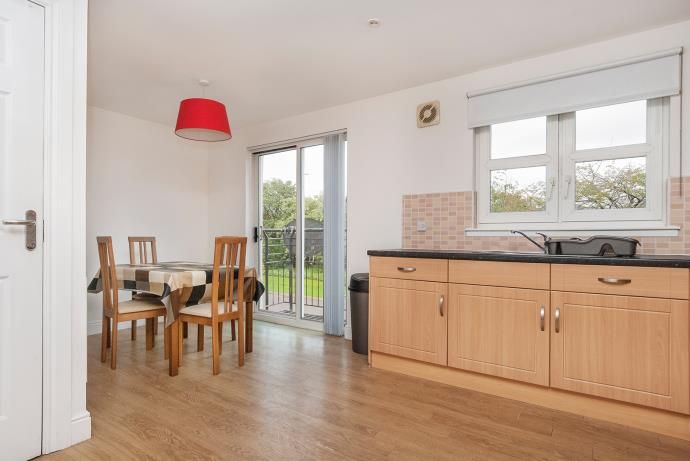 Additional image 5 of 3 bed town house to rentWest Fairbrae Drive, Edinburgh EH11