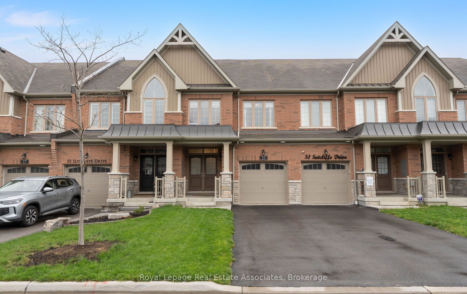 53 Sutcliffe Drive, Whitby, ON, L1R 0R1