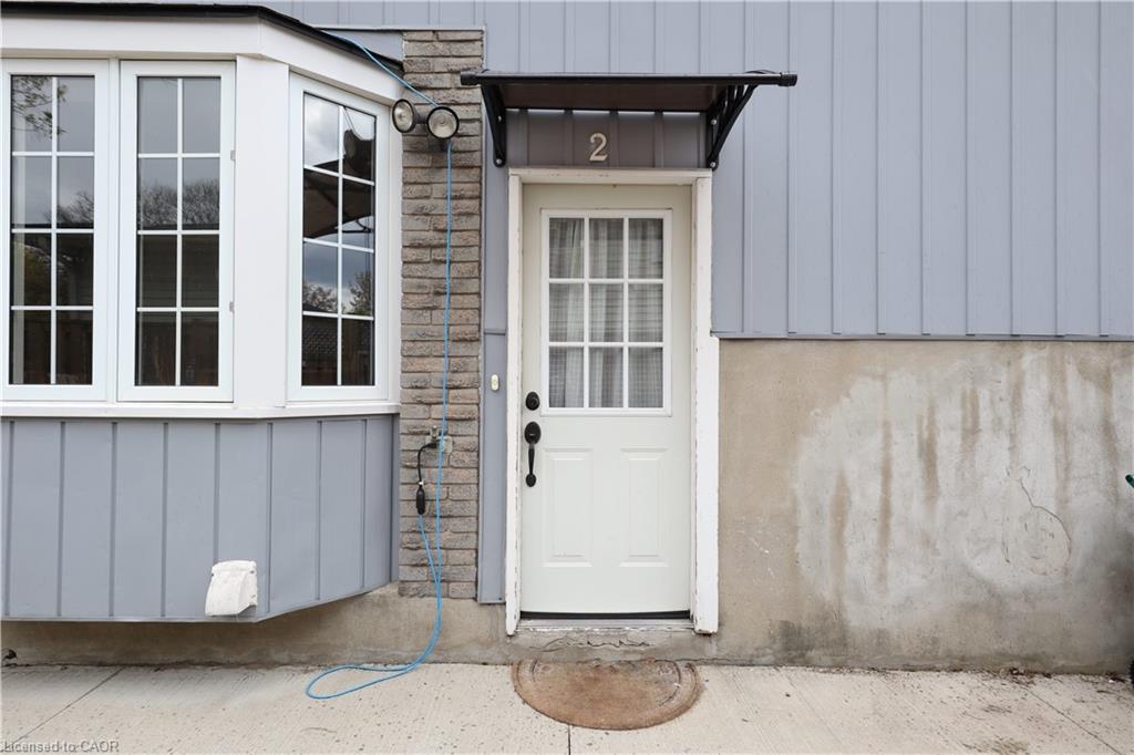 2-31 Keewatin Avenue, Kitchener, ON, N2B 3M1 photo 3