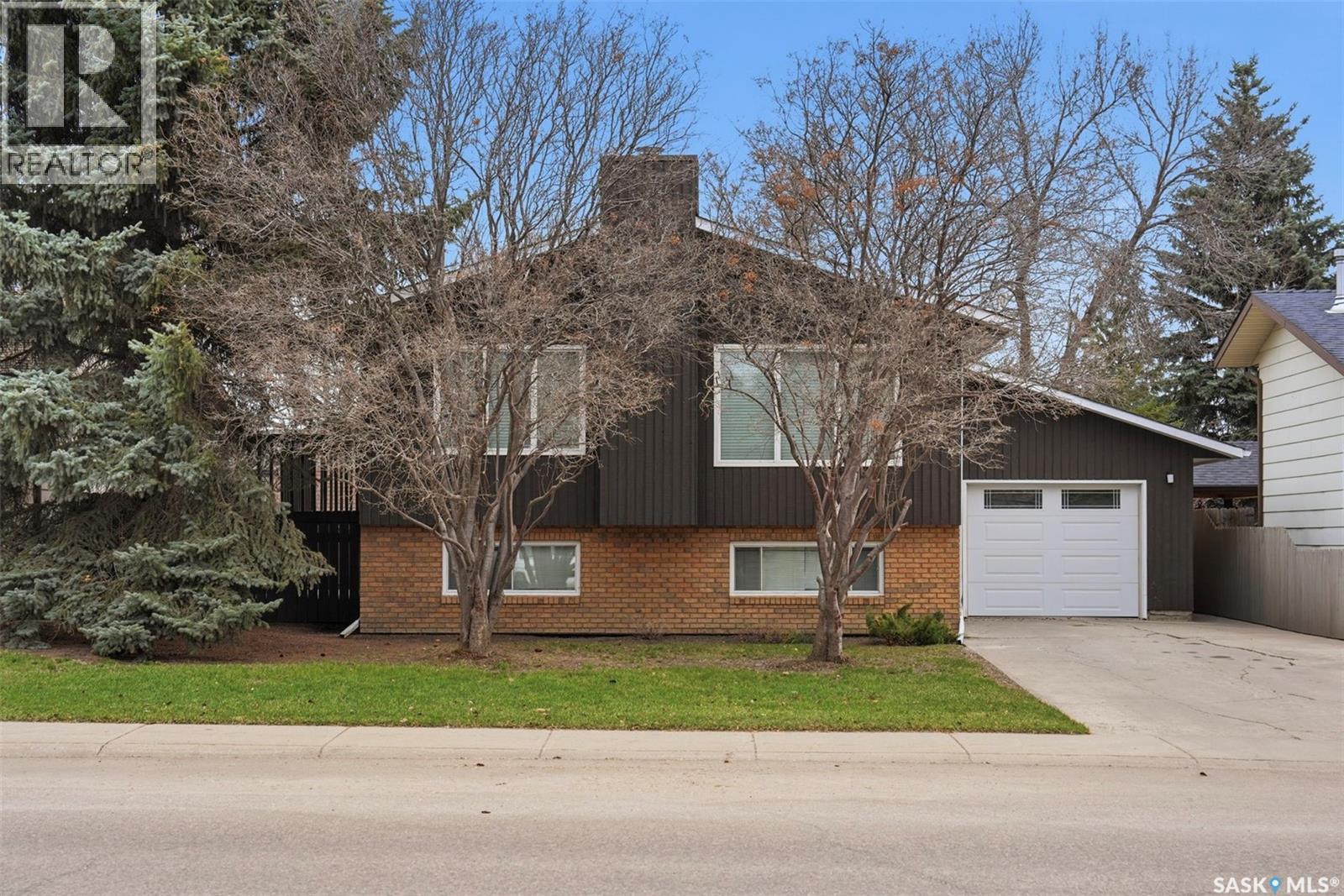 230 Silverwood ROAD
