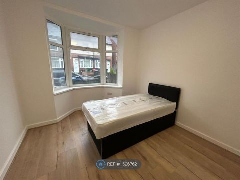 Gulson Road, Coventry CV1