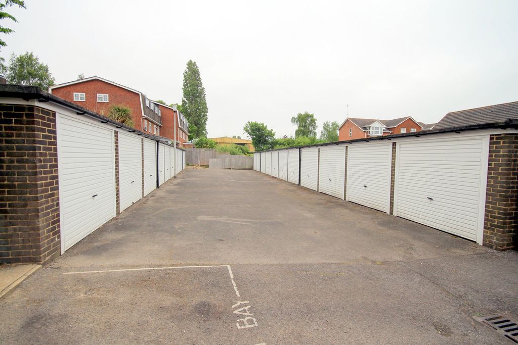Additional image 10 of 2 bed flat for saleTymperley Court, Horsham, West Sussex RH13
