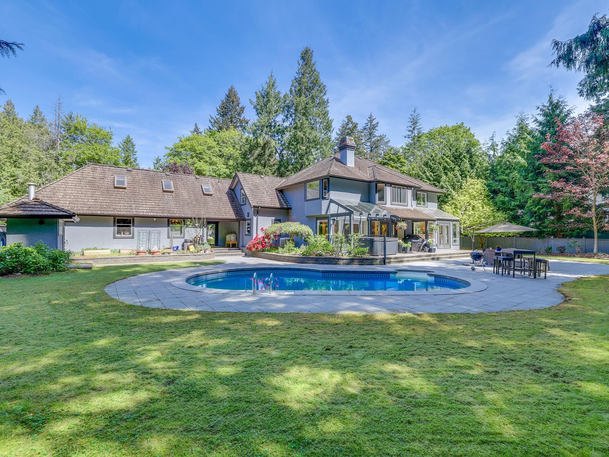 13556 18 Avenue, Surrey, BC, V4A 1W3