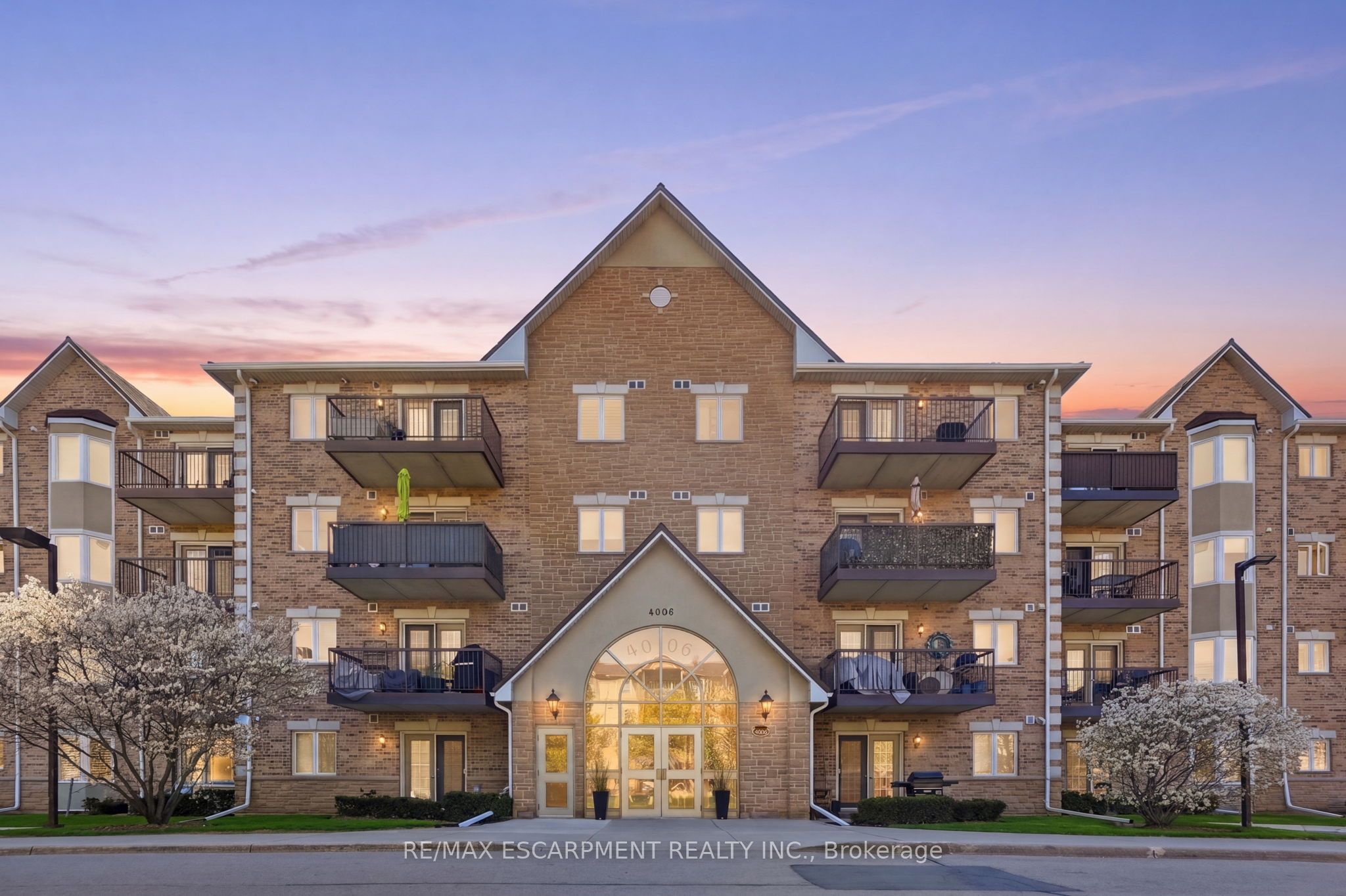 407-4006 Kilmer Drive, Burlington, ON, L7M 4W4