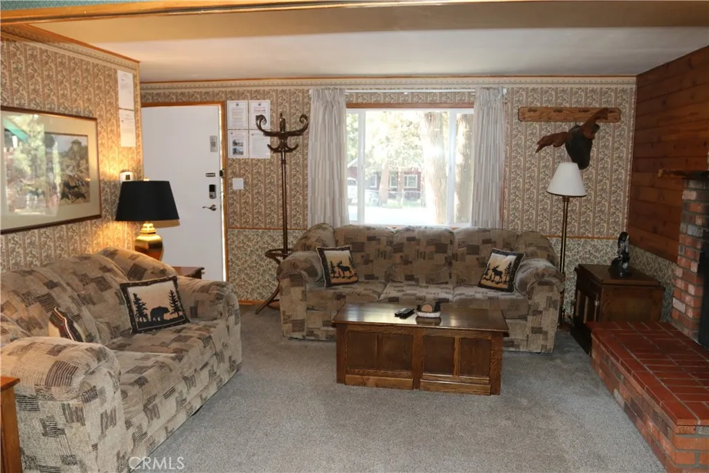 Additional image 4 of 400 Shakespeare Ln, Big Bear City, CA 92314