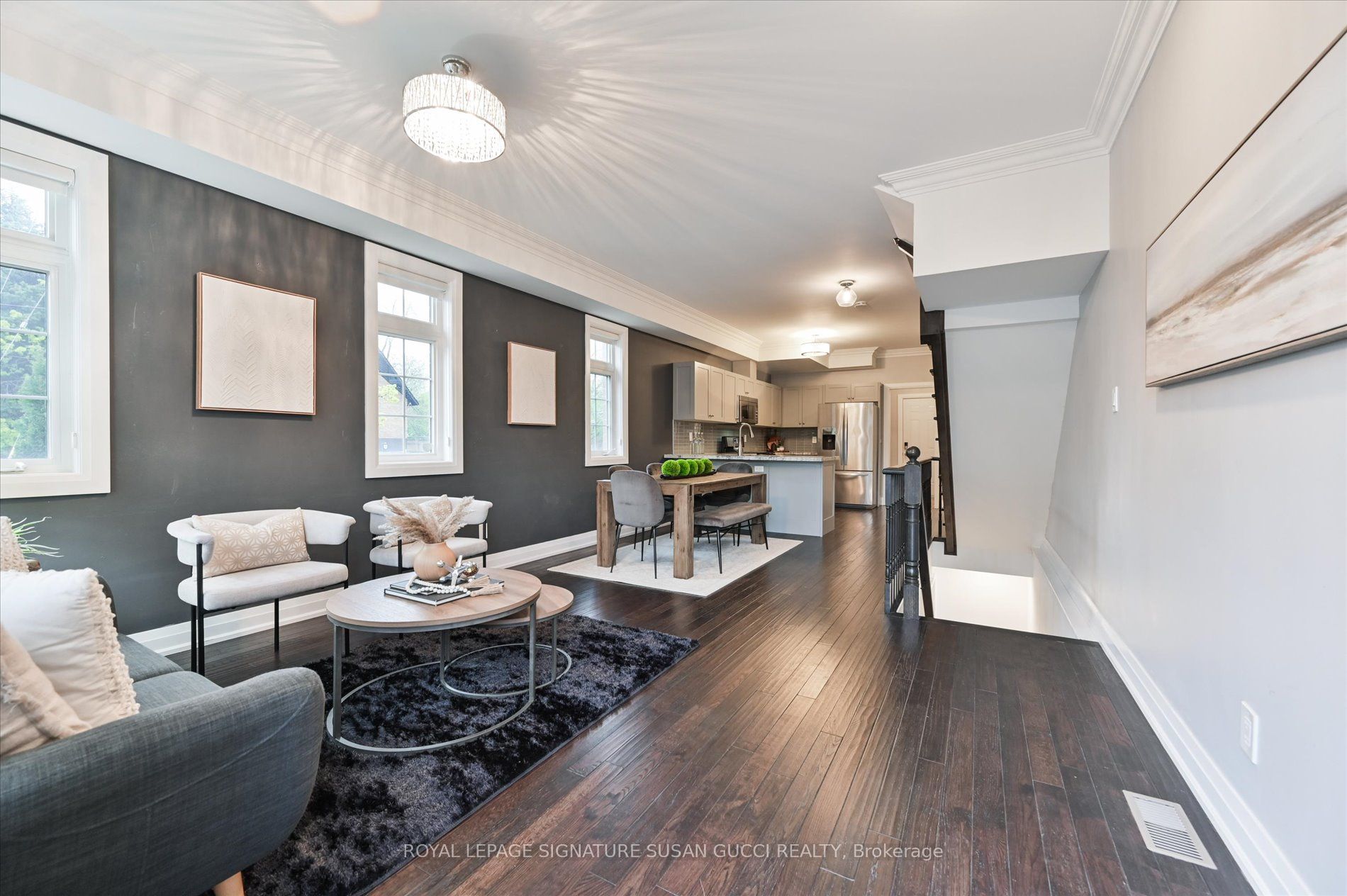 Additional image 4 of 2833 St. Clair Avenue E, Toronto, ON, M4B 1N3