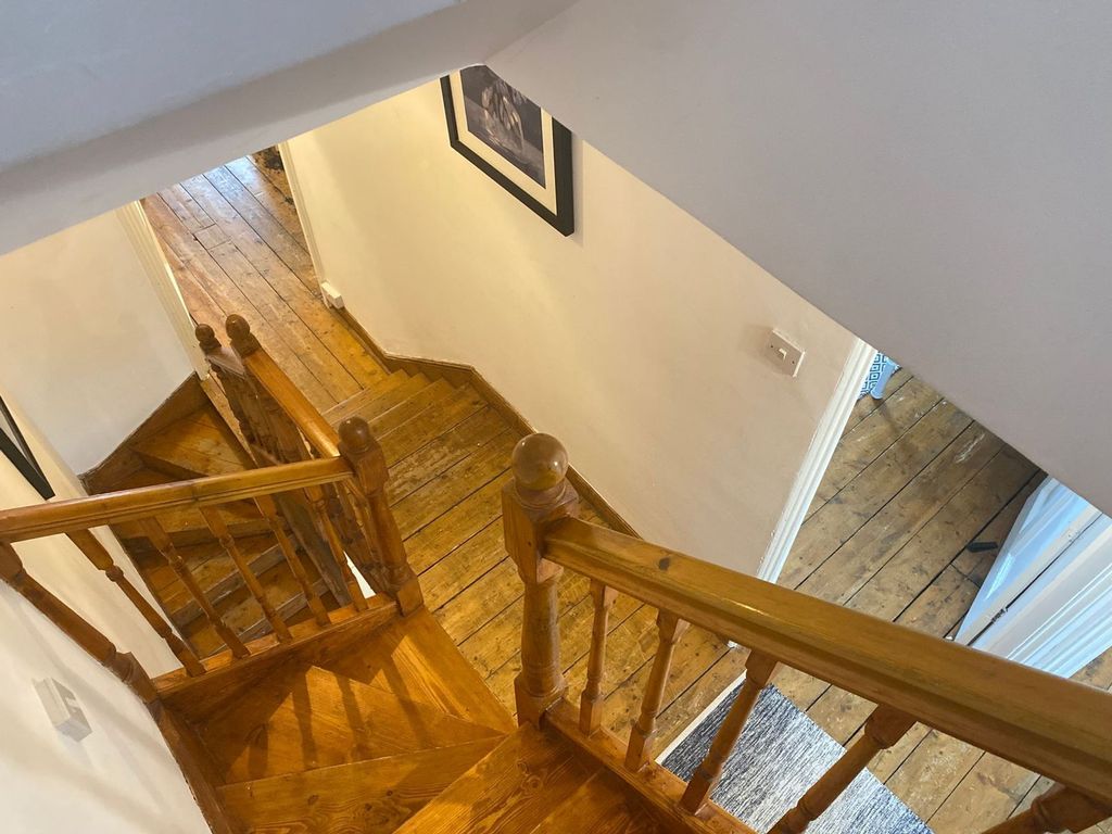 Additional image 9 of 4 bed end terrace house to rentCoronation Terrace, Penarth CF64