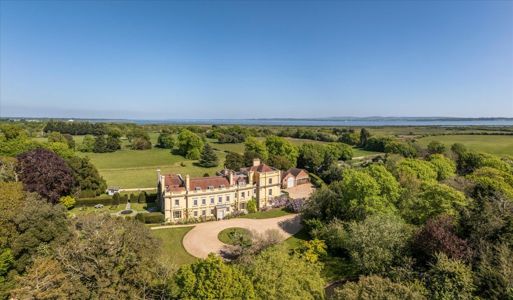 10 bed detached house for saleRidgeway Lane, Lymington, Hampshire SO41