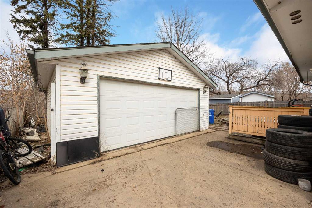 Additional image 4 of 112 Hill Drive, Fort Mcmurray, AB, T9H 2B5