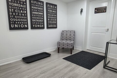 Additional image 8 of 19 Greencoat Road, Toronto, ON, M9B 4V1