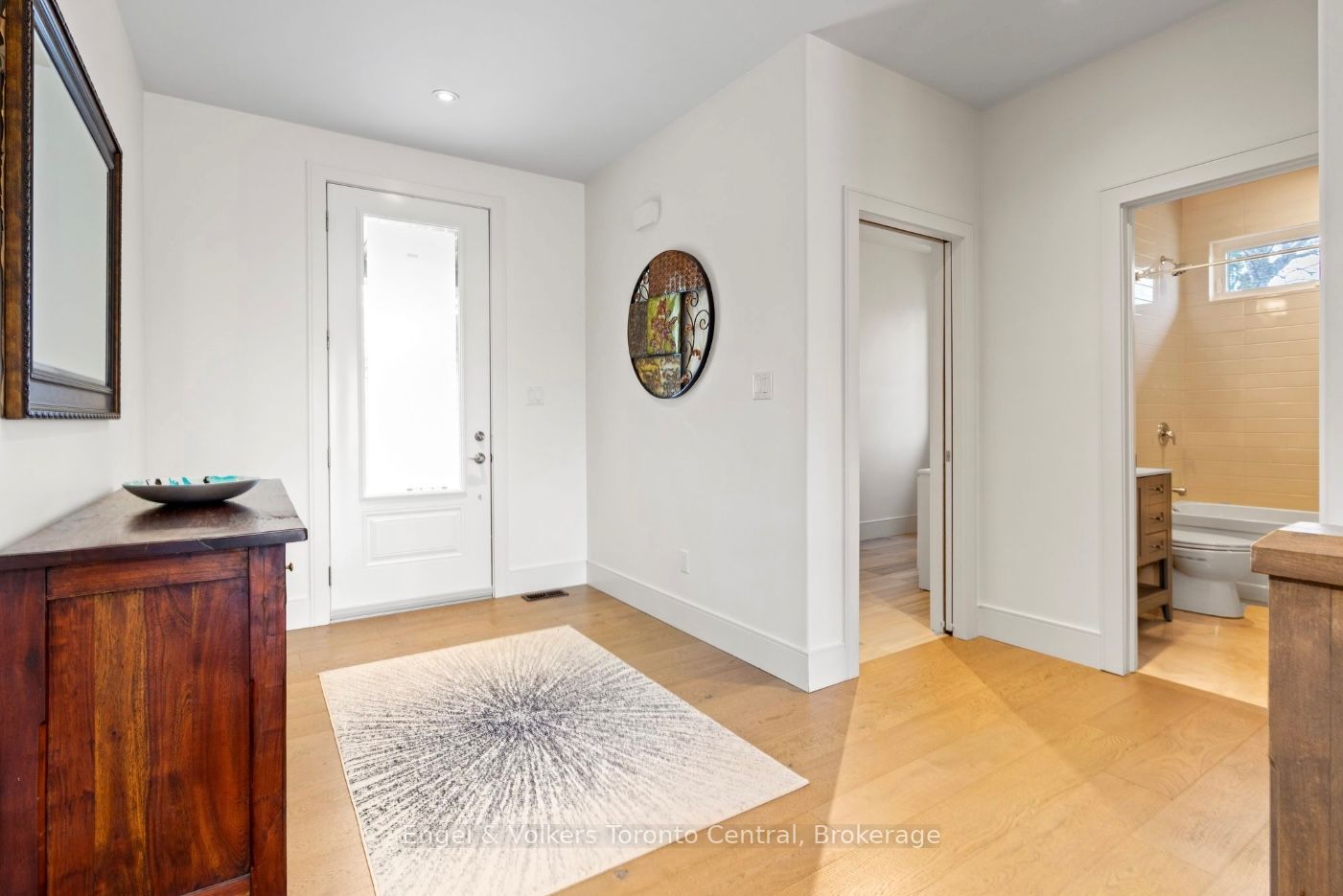 Additional image 4 of 14 Thomas Street, Wasaga Beach, ON, L9Z 2Y9