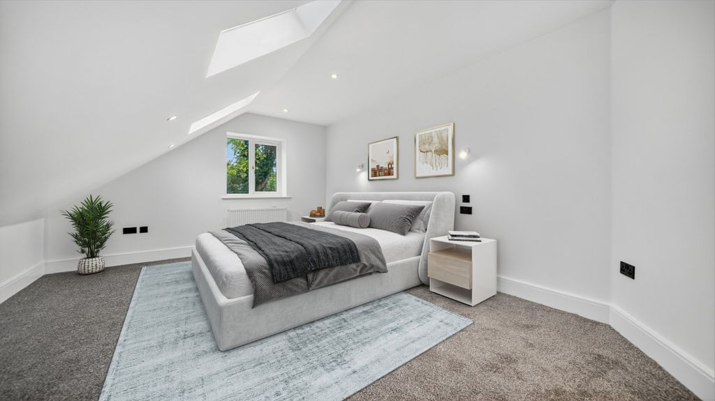 Additional image 14 of 5 bed detached house to rentLeeds Road, Bramhope, Leeds, West Yorkshire LS16