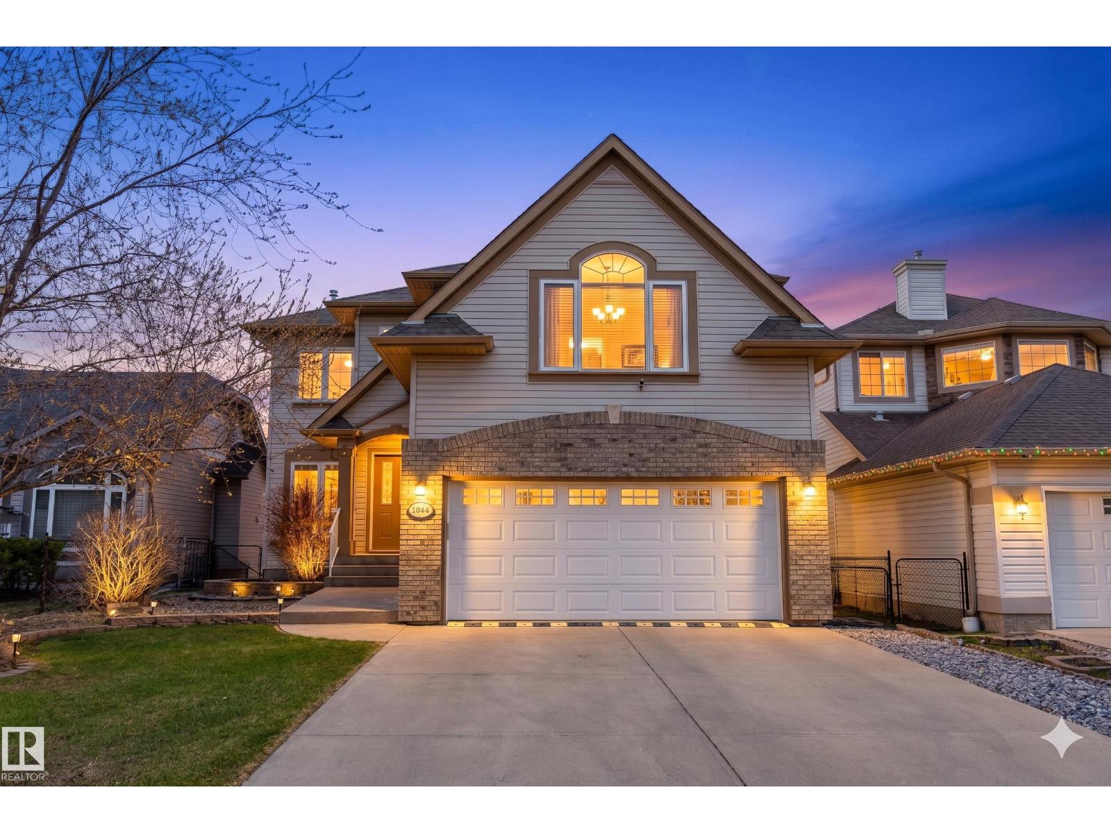 1044 Barnes Way SW, Edmonton, AB, T6W1E4