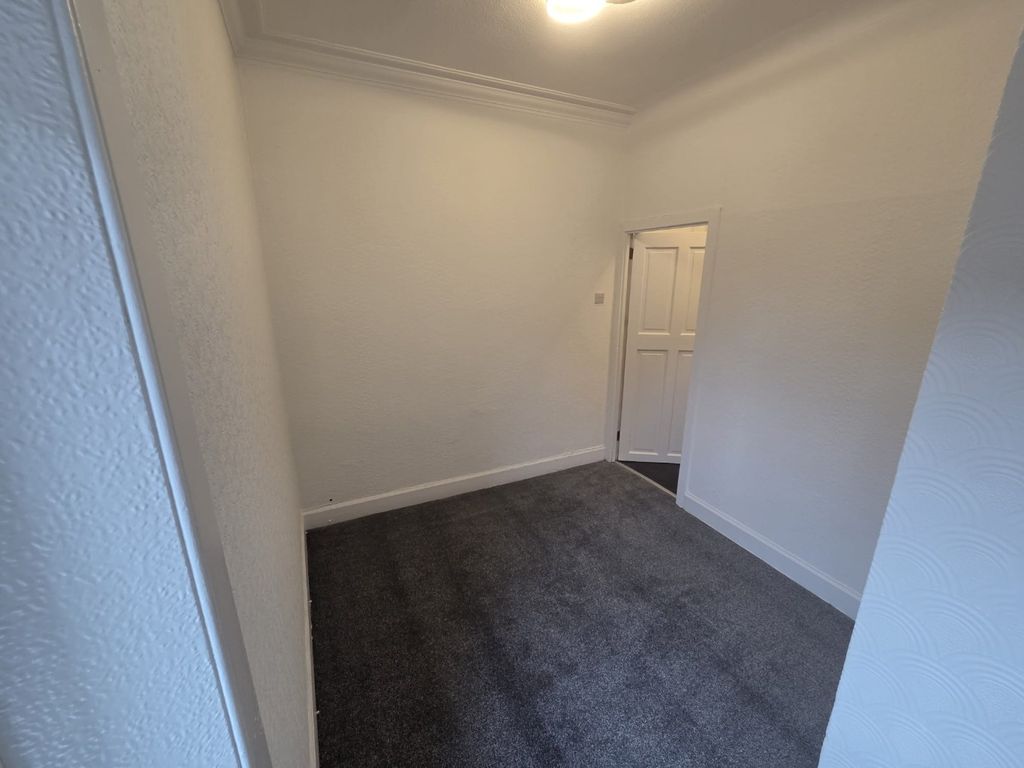 Additional image 9 of 3 bed flat to rentMain Street, Auchinleck KA18