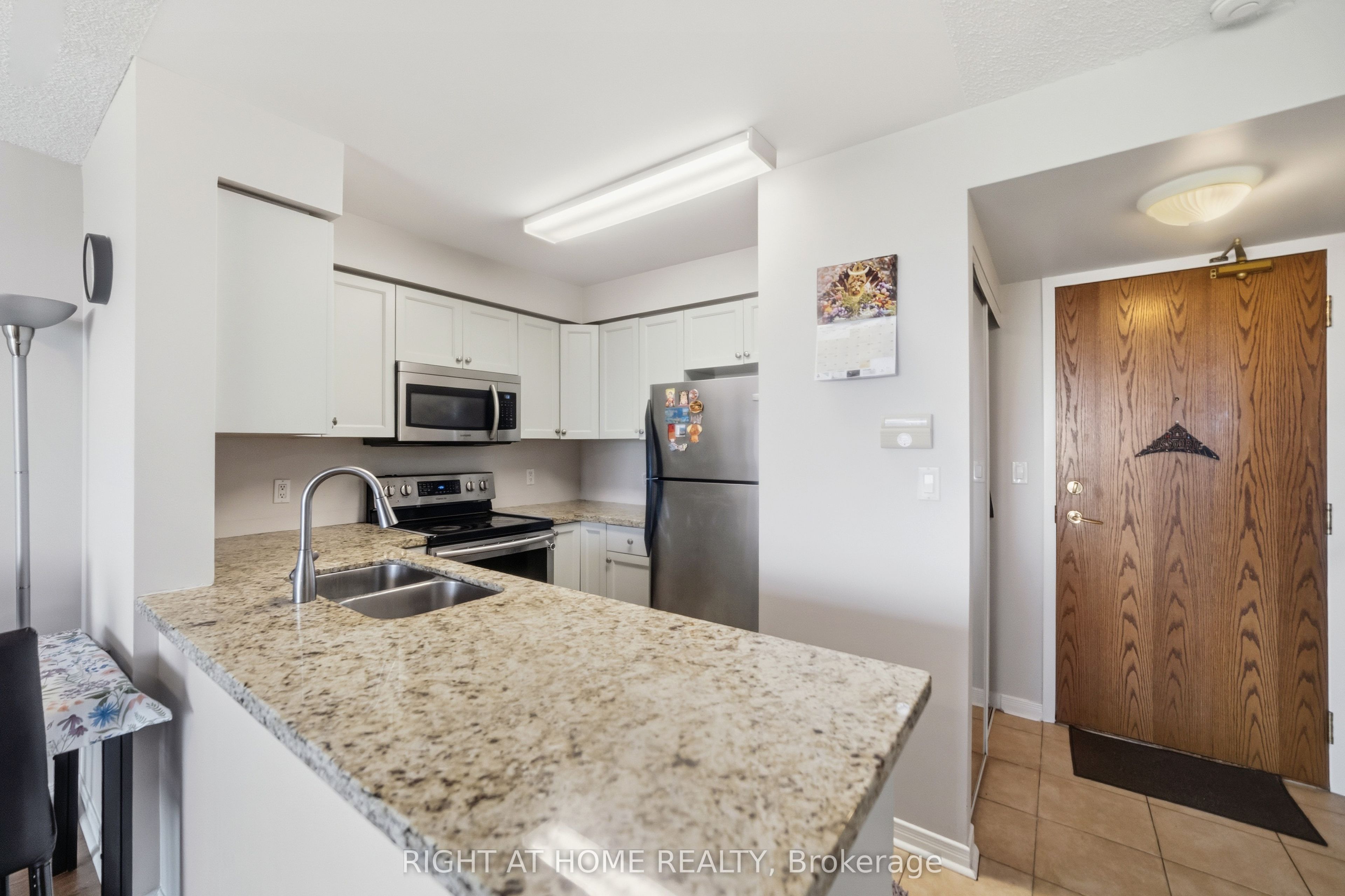 Additional image 4 of 607-4879 Kimbermount Avenue, Mississauga, ON, L5B 0H8
