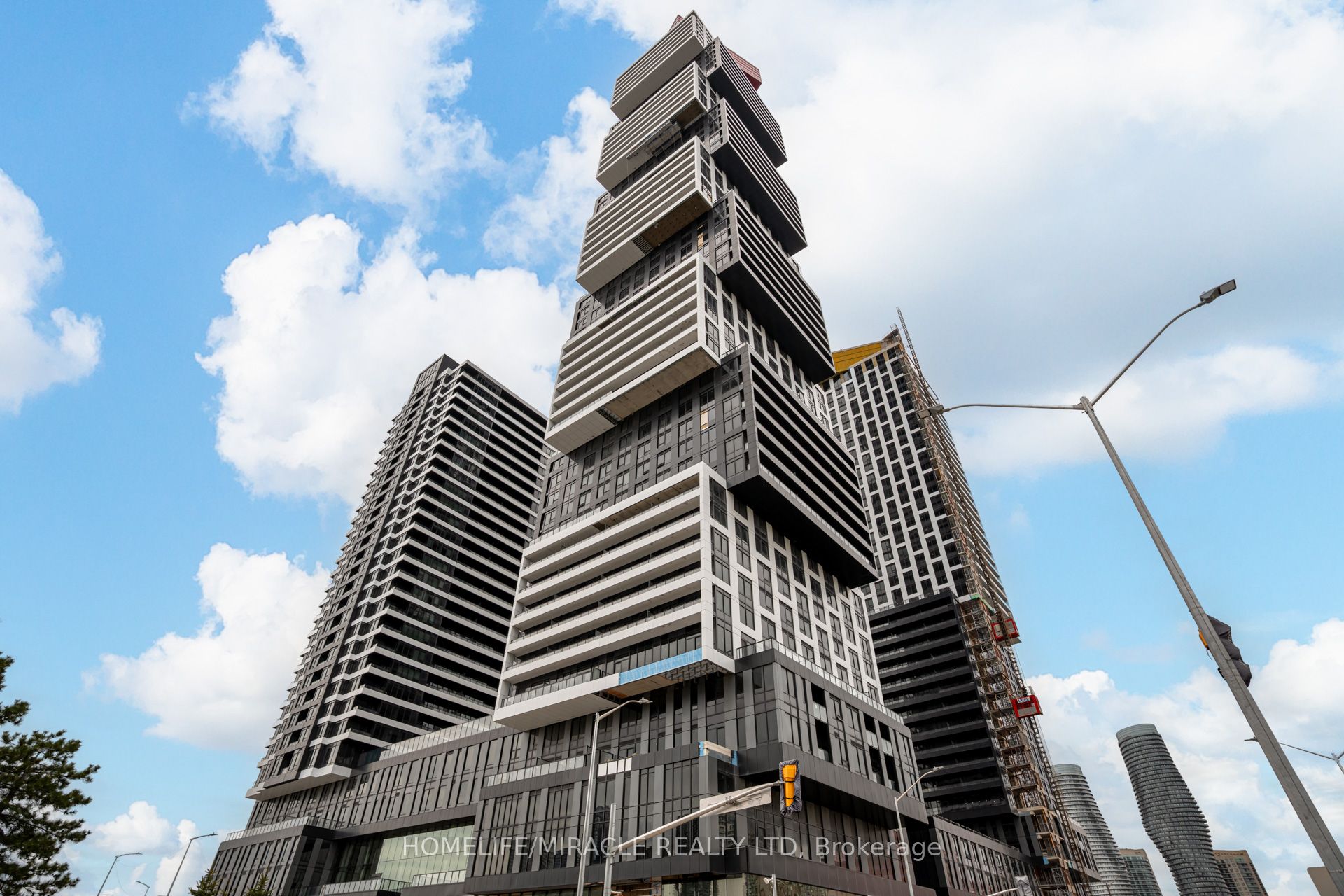 Additional image 2 of 4810-4015 The Exchange N/a, Mississauga, ON, L5B 0N9