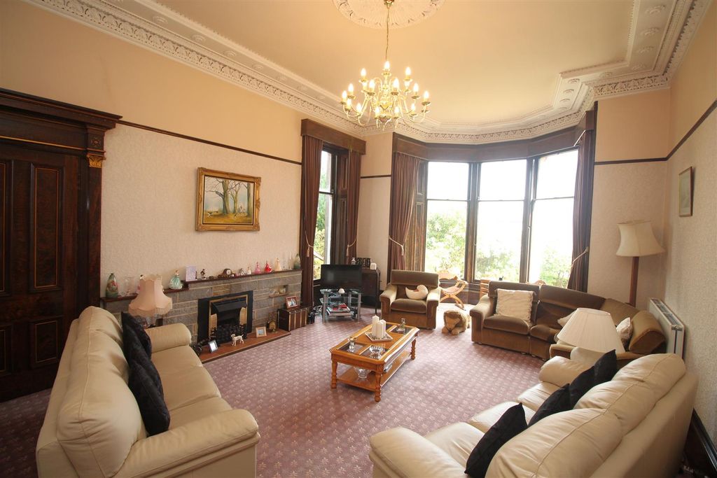 Additional image 3 of 4 bed flat for saleEldon Street, Greenock PA16