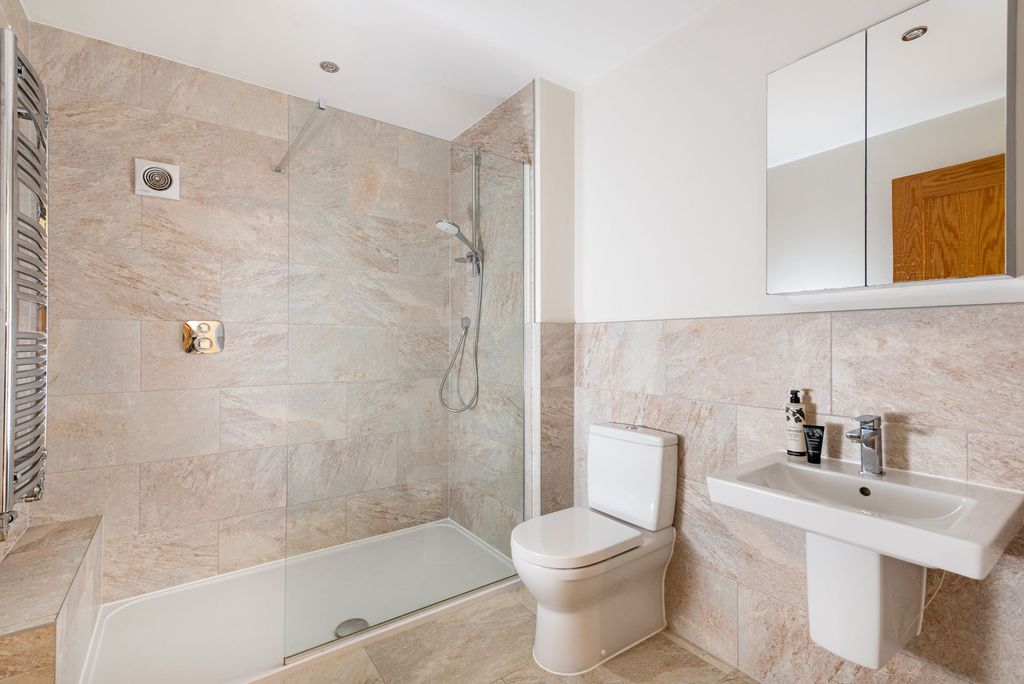 Additional image 26 of 6 bed detached house for saleEarls Farm Way, Towcester NN12