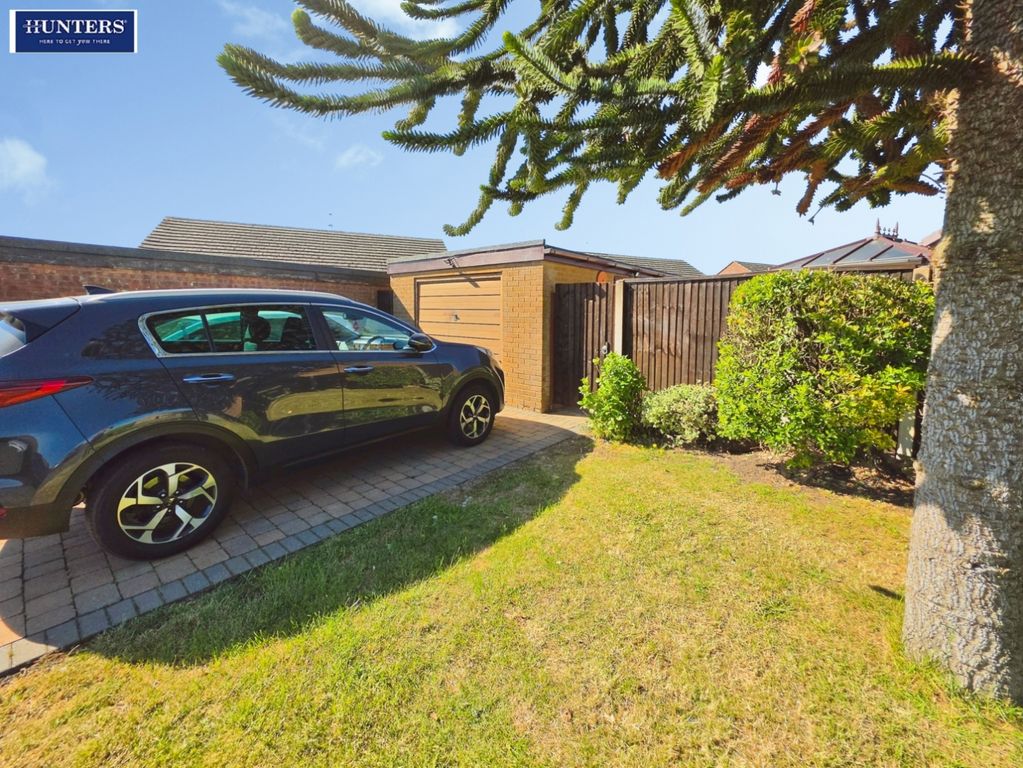 Additional image 14 of 2 bed semi-detached bungalow to rentLeaburn Road, Messingham, Scunthorpe DN17
