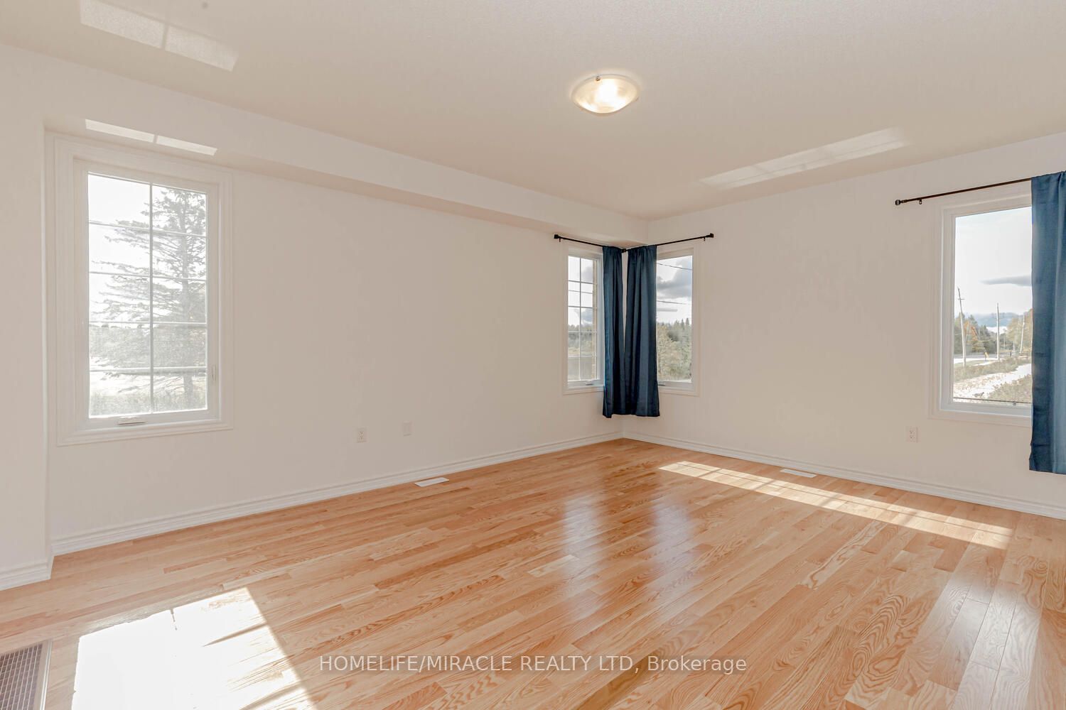 Additional image 5 of 2 Doc Logheed Avenue, Southgate, ON, N0C 1B0