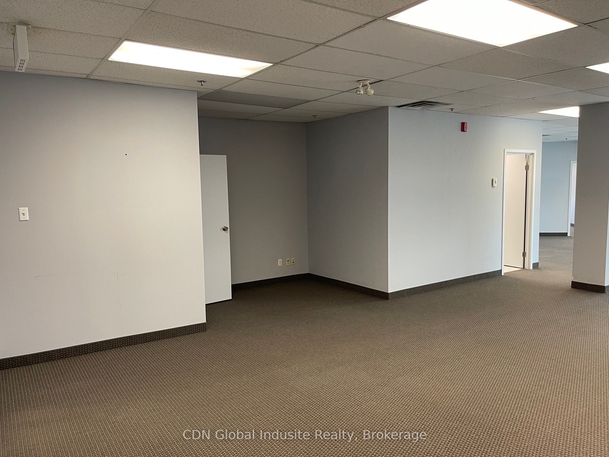 Additional image 5 of 318-2560 Matheson Boulevard E, Mississauga, ON, L4W 4Z1