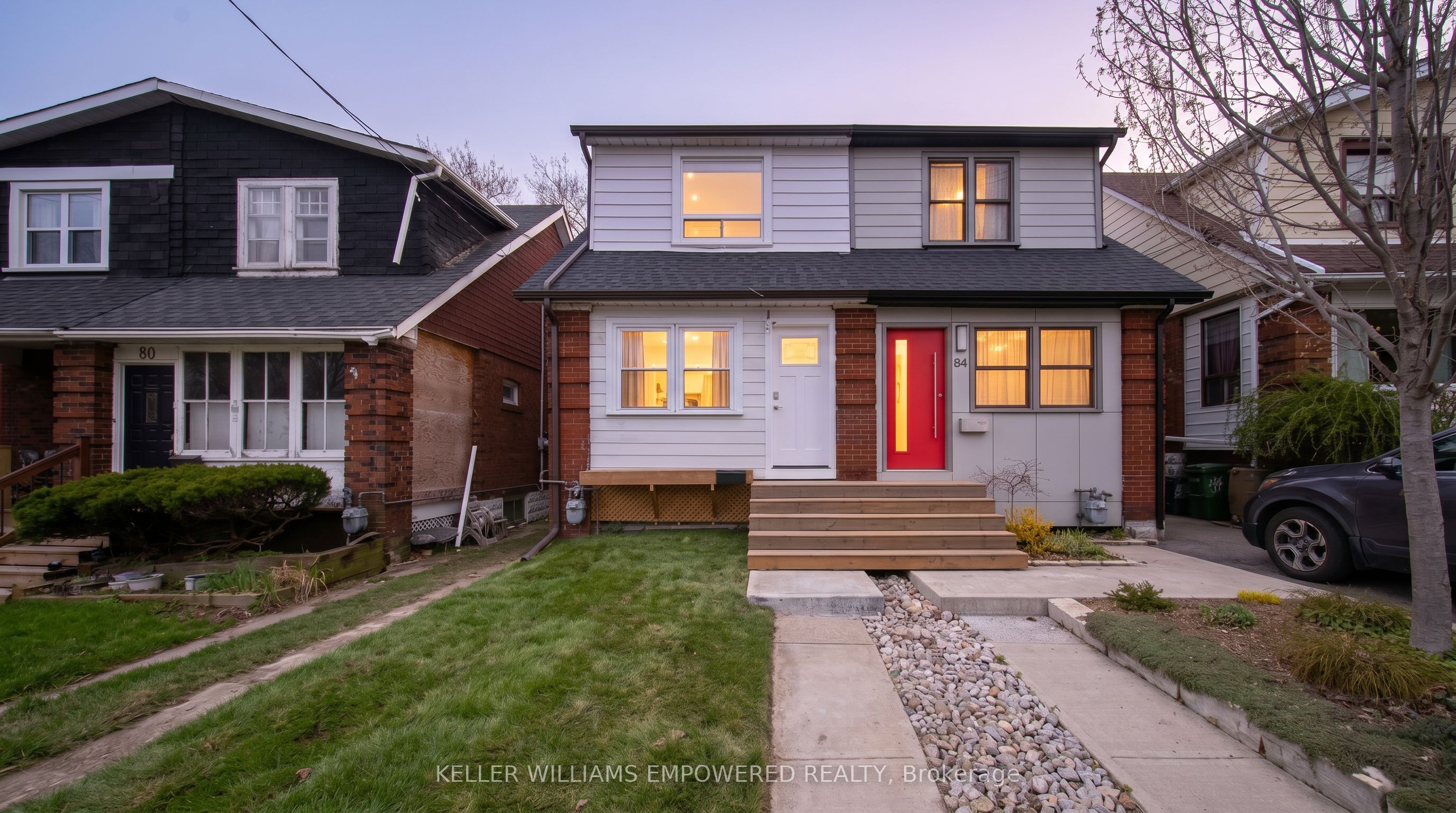 82 Billings Avenue, Toronto, ON, M4L 2S4