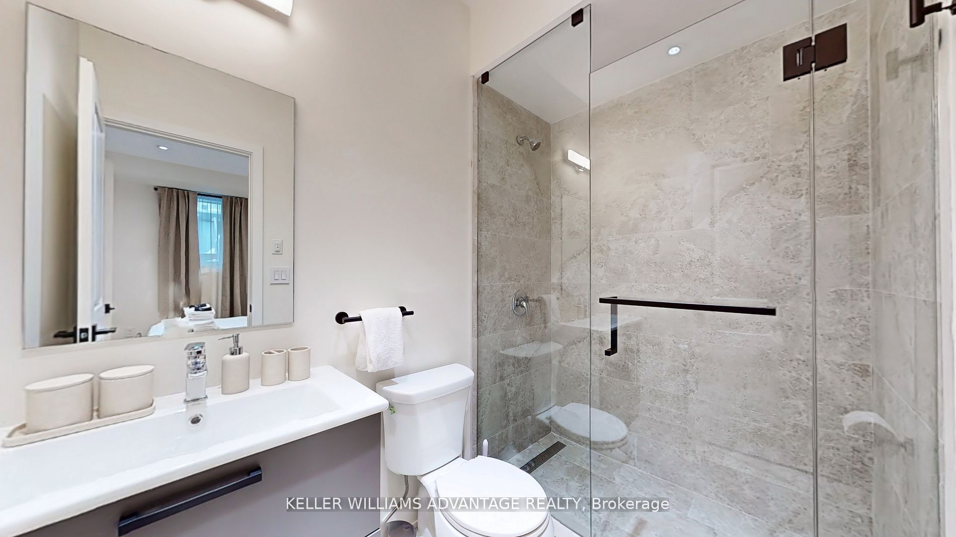 Additional image 6 of Unit 3-12 Batavia Avenue, Toronto, ON, M6N 4A2