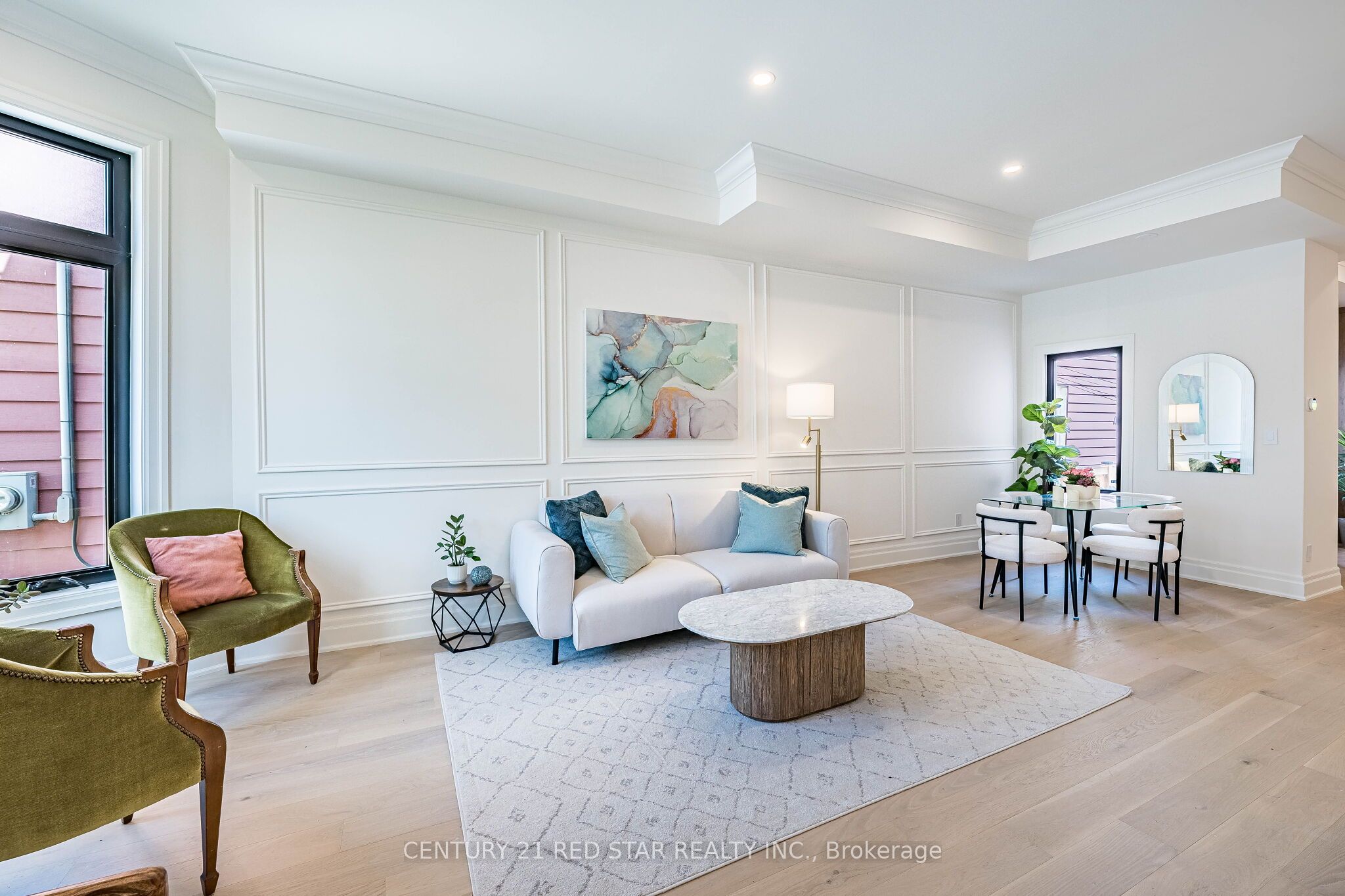 369 Pacific Avenue, Toronto, ON, M6P 2R2