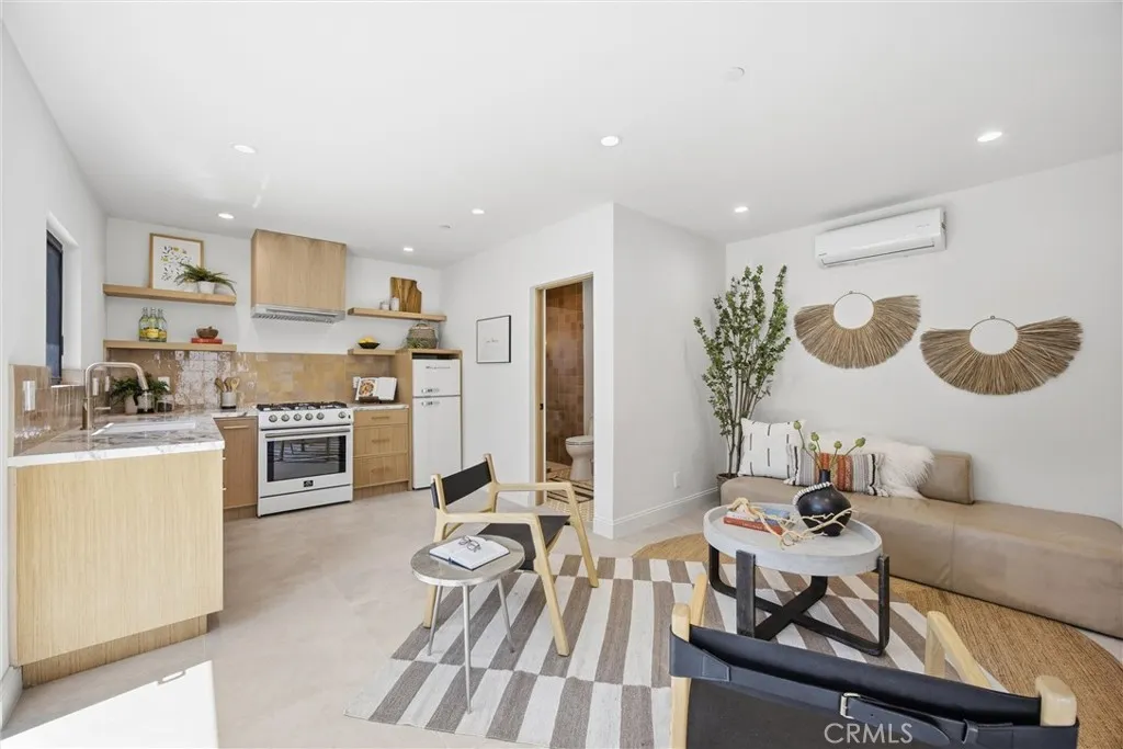 Additional image 36 of 4221 Sunnyside Avenue, Los Angeles, CA 90066